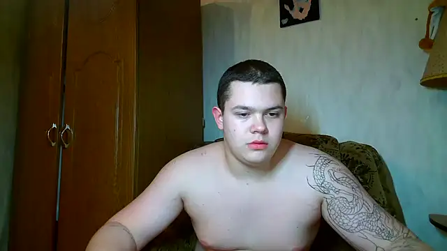 CuteButNaughty  online show from February 2, 2026, 4:17 pm