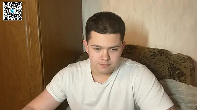 Snapshot of CuteButNaughty_ chatting on March 6, 2026, 9:00 pm CuteButNaughty online show from March 6, 2026, 9:00 pm