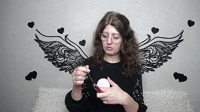 RoseHille online show from April 5, 2026, 5:15 am