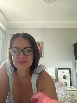 Milana8263 online show from May 12, 2026, 6:32 am