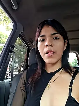 Snapshot of Skinny_Wet chatting on November 11, 2025, 8:09 pm Skinny Wet online show from November 11, 2025, 8:09 pm