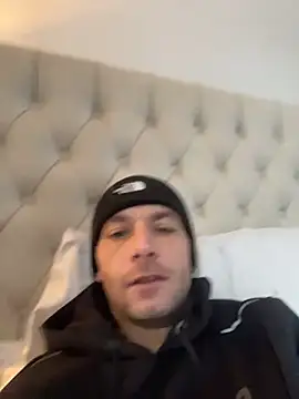 Kinkycouple142 online show from January 17, 2026, 3:06 pm