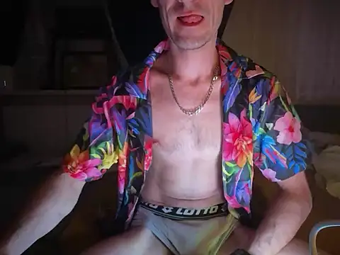 Hotcrazy235 online show from November 24, 2025, 11:04 pm