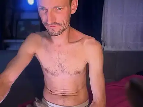 Hotcrazy235 online show from November 29, 2025, 2:47 am