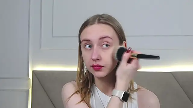 RachaelCute online show from November 19, 2025, 4:34 am