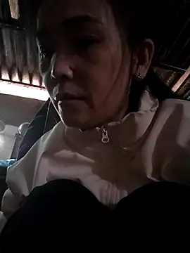 Feeling-hot online show from December 20, 2025, 3:46 am