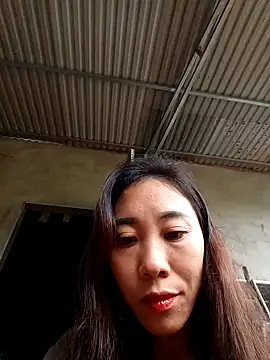 Snapshot of -Chua-90 chatting on November 16, 2025, 9:37 am -Chua-90 online show from November 16, 2025, 9:37 am