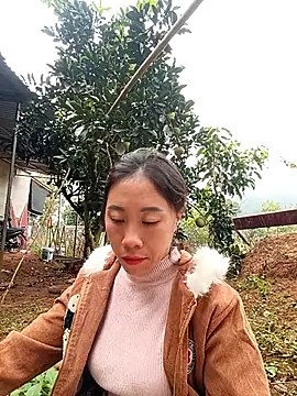 Snapshot of -Chua-90 chatting on December 1, 2025, 1:21 am -Chua-90 online show from December 1, 2025, 1:21 am