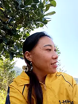 Snapshot of -Chua-90 chatting on December 5, 2025, 6:11 am -Chua-90 online show from December 5, 2025, 6:11 am