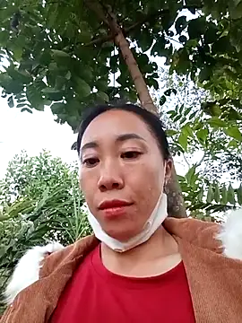 Snapshot of -Chua-90 chatting on December 21, 2025, 10:33 am -Chua-90 online show from December 21, 2025, 10:33 am