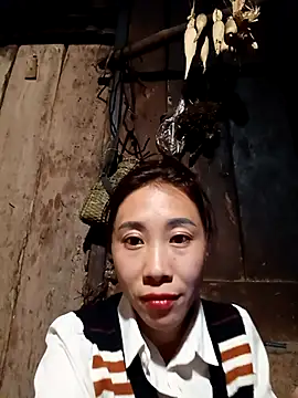 Snapshot of -Chua-90 chatting on January 6, 2026, 11:58 am -Chua-90 online show from January 6, 2026, 11:58 am