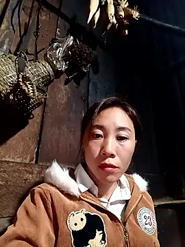 Snapshot of -Chua-90 chatting on January 7, 2026, 12:18 pm -Chua-90 online show from January 7, 2026, 12:18 pm