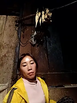 Snapshot of -Chua-90 chatting on January 13, 2026, 11:37 am -Chua-90 online show from January 13, 2026, 11:37 am