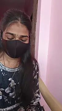 Snapshot of Iamyourdarling chatting on November 11, 2025, 6:13 am Iamyourdarling online show from November 11, 2025, 6:13 am