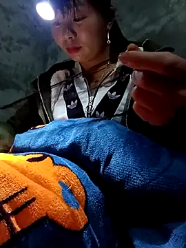 vangkt-cute online show from February 3, 2026, 7:02 am