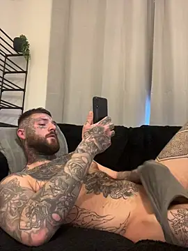 magicmichaell online show from May 9, 2026, 4:56 pm