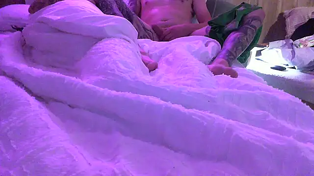 jayteelive online show from April 8, 2026, 9:26 pm