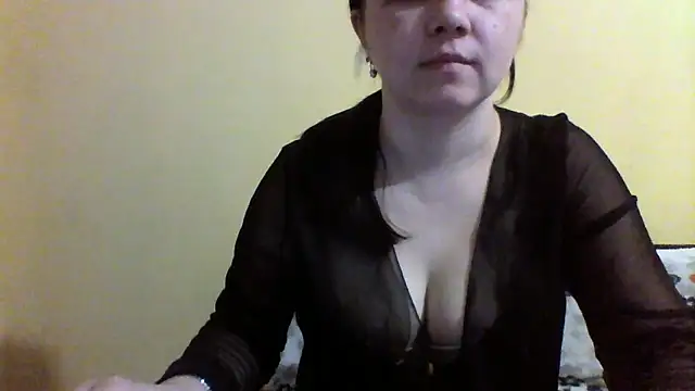 Snapshot of Vitalina282128 chatting on February 22, 2026, 10:30 pm Vitalina282128 online show from February 22, 2026, 10:30 pm