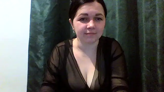 Snapshot of Vitalina282128 chatting on February 28, 2026, 4:52 pm Vitalina282128 online show from February 28, 2026, 4:52 pm