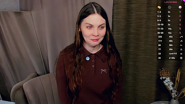 Snapshot of BelvaCaimi chatting on November 12, 2025, 9:42 am BelvaCaimi online show from November 12, 2025, 9:42 am