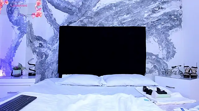 lilithDraven  online show from January 13, 2026, 3:56 am