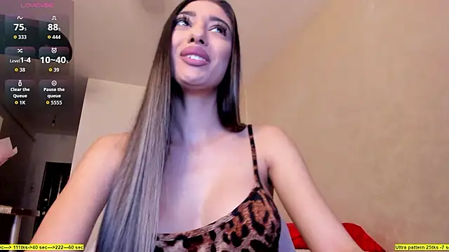 Snapshot of foxx_giirl chatting on February 23, 2026, 5:10 pm foxx giirl online show from February 23, 2026, 5:10 pm