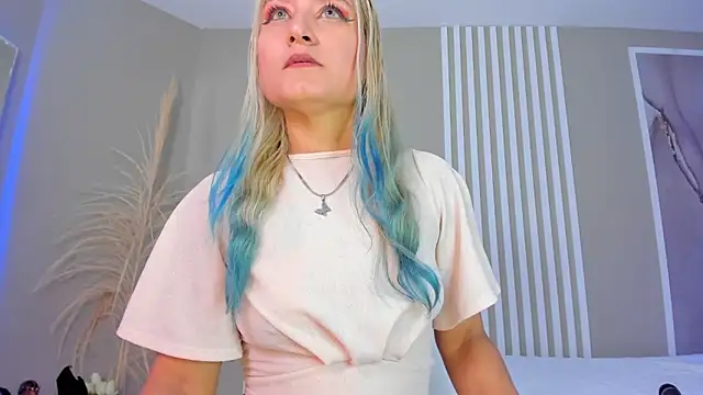 AlexaColdd online show from December 20, 2025, 1:07 pm