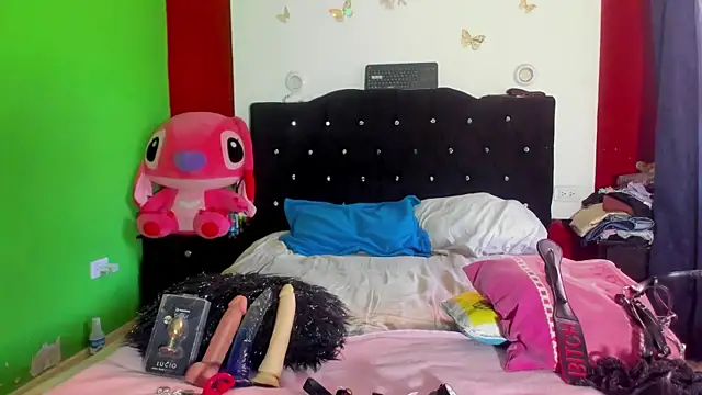 sweet alison04 online show from November 27, 2025, 1:24 pm