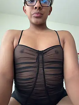 Snapshot of Ashleythelatina chatting on June 23, 2026, 2:15 pm Ashleythelatina online show from June 23, 2026, 2:15 pm
