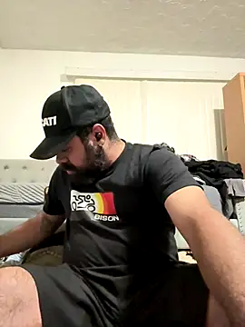 Snapshot of benajalamela90 chatting on November 11, 2025, 2:00 am benajalamela90 online show from November 11, 2025, 2:00 am