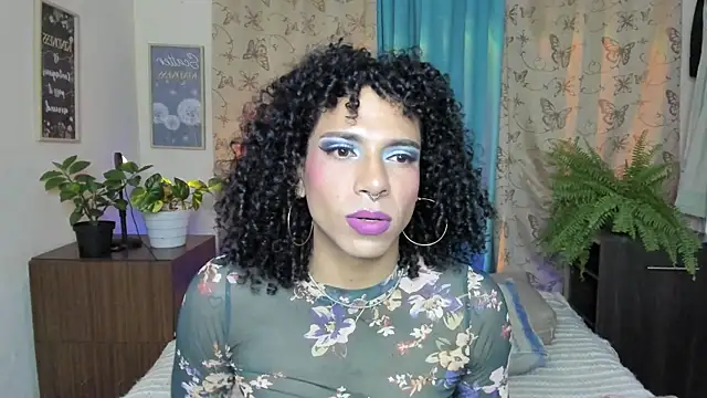 Snapshot of Angel_White25 chatting on November 27, 2025, 10:34 pm Angel White25 online show from November 27, 2025, 10:34 pm