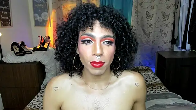 Snapshot of Angel_White25 chatting on February 23, 2026, 11:24 pm Angel White25 online show from February 23, 2026, 11:24 pm