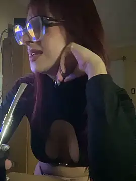 Taurina0105 online show from May 29, 2026, 5:16 am
