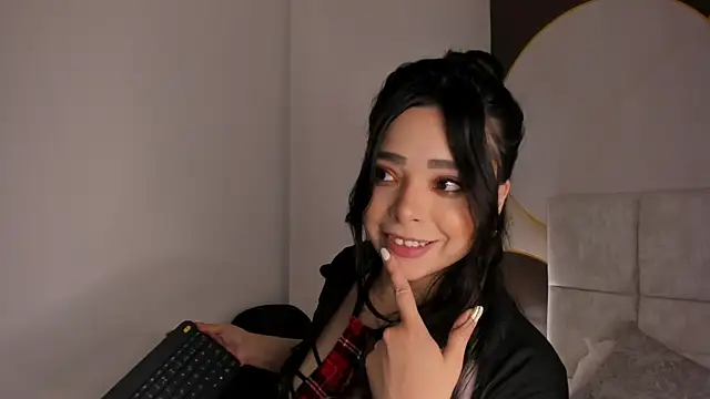 Has gonzalez online show from November 25, 2025, 4:23 am