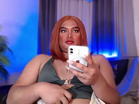 Snapshot of UrGoddess_Sofia chatting on December 15, 2025, 8:35 pm UrGoddess Sofia online show from December 15, 2025, 8:35 pm