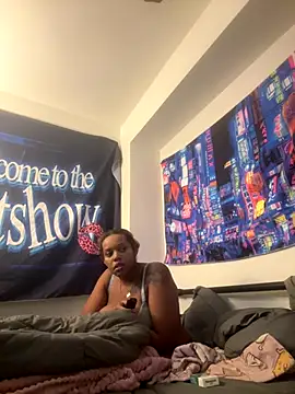 wearefreaks08 online show from December 15, 2025, 4:17 am