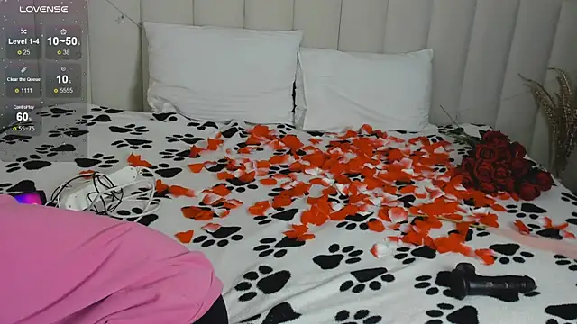 Lina Moony online show from February 13, 2026, 2:07 am