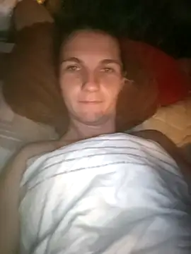 Snapshot of Lolly201008 chatting on November 12, 2025, 6:36 am Lolly201008 online show from November 12, 2025, 6:36 am