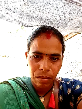 Neetujk online show from December 2, 2025, 6:41 am