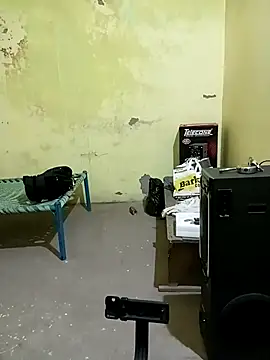 hotyyyyjonny online show from March 4, 2026, 9:26 am