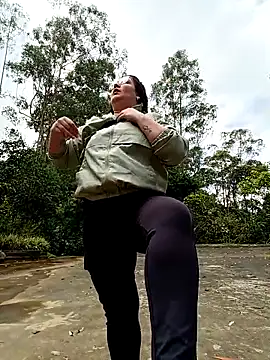 SaloGray8 online show from February 9, 2026, 3:38 pm