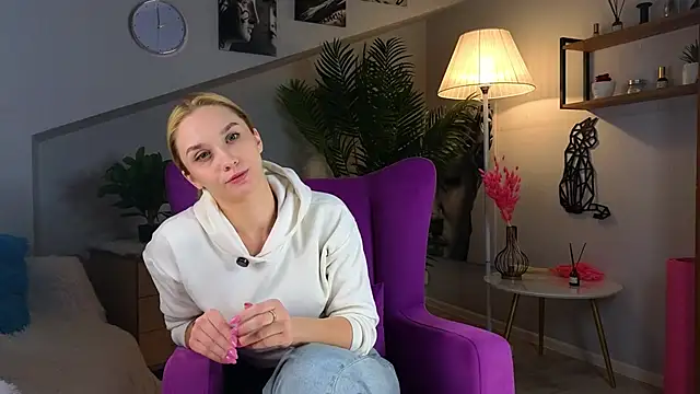 Snapshot of DellSouers chatting on November 12, 2025, 1:11 pm DellSouers online show from November 12, 2025, 1:11 pm