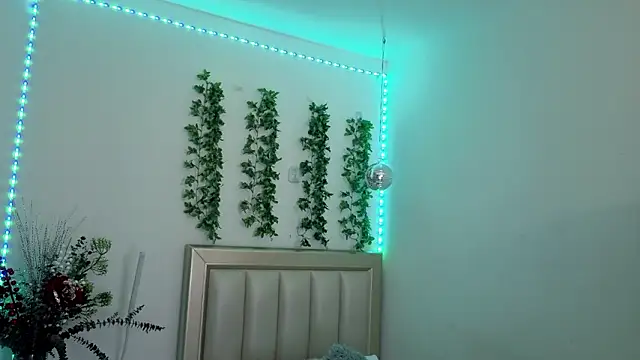 Iamnyxy online show from January 15, 2026, 2:10 pm