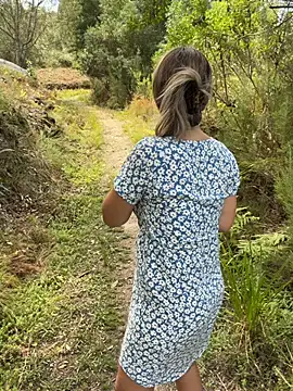 Snapshot of daddys_only_girl chatting on February 27, 2026, 8:58 am daddys only girl online show from February 27, 2026, 8:58 am