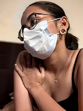 Snapshot of Hotrupali_19 chatting on November 30, 2025, 10:08 am Hotrupali 19 online show from November 30, 2025, 10:08 am