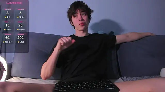 Snapshot of AlanReckless chatting on March 4, 2026, 6:30 am AlanReckless online show from March 4, 2026, 6:30 am