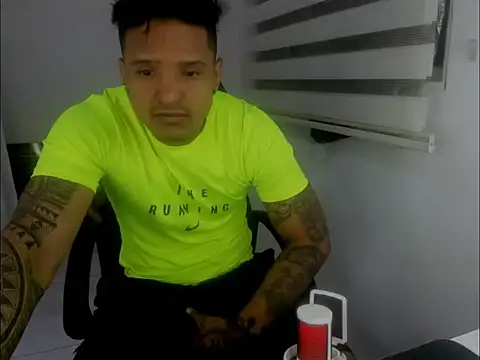 master leather online show from March 25, 2026, 1:39 pm