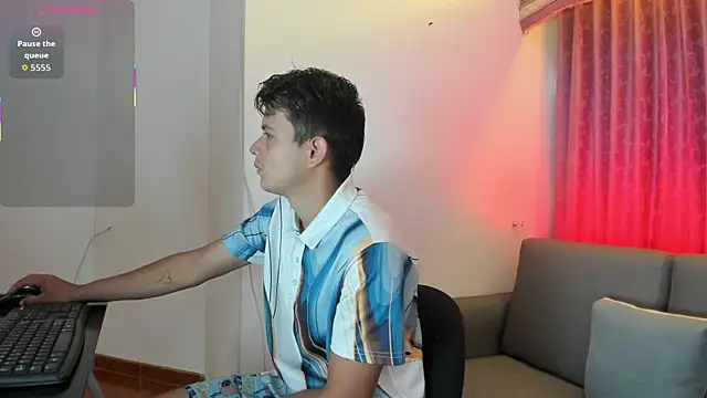 Hospick white online show from November 15, 2025, 5:20 pm