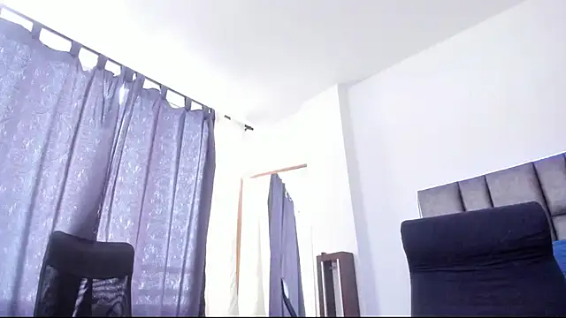 Snapshot of sarahhernandez chatting on May 21, 2026, 2:02 pm sarahhernandez online show from May 21, 2026, 2:02 pm