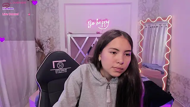 ISABELA TAY online show from February 4, 2026, 11:38 am